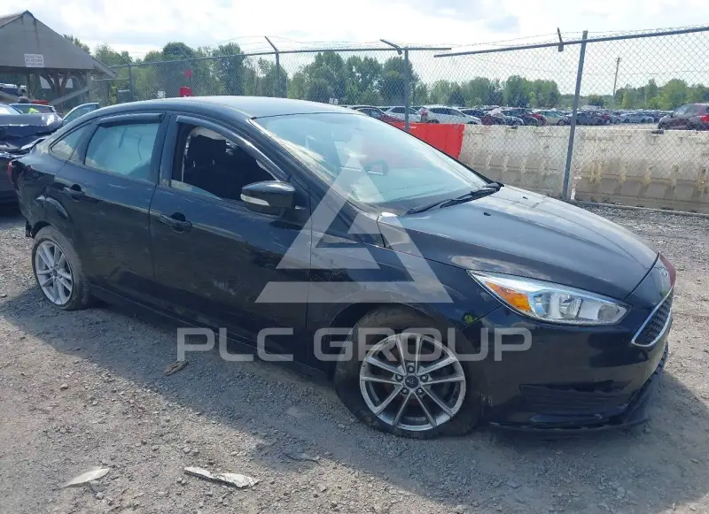 2016 Ford FOCUS photo