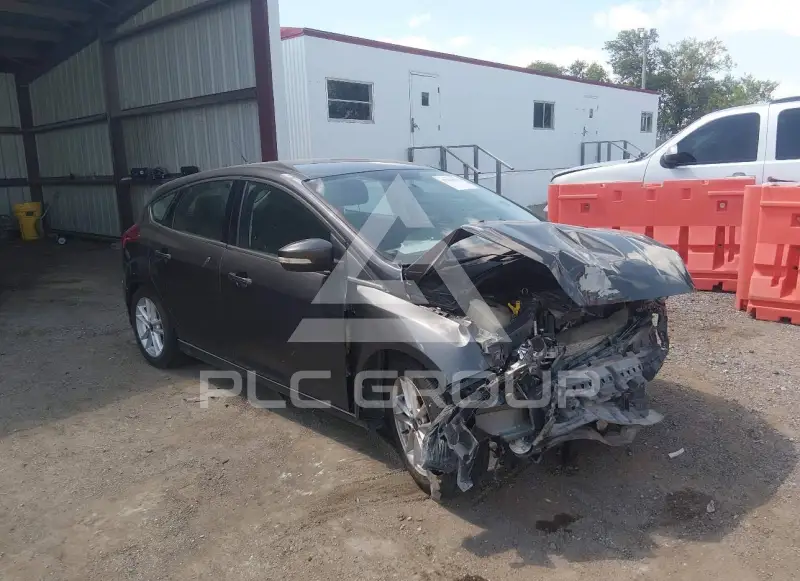 2016 Ford FOCUS photo