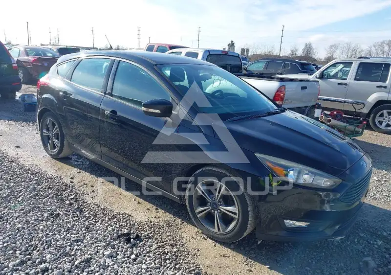 2016 Ford FOCUS фото