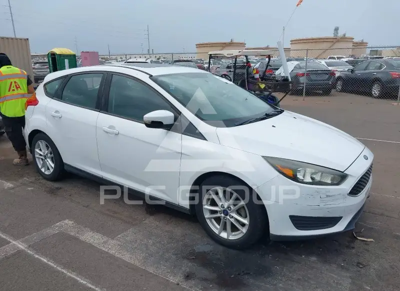 2016 Ford FOCUS фото