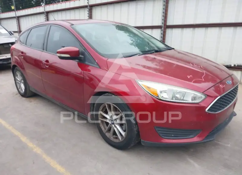 2016 Ford FOCUS photo