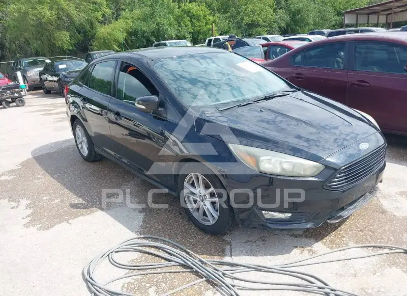 2016 Ford FOCUS photo