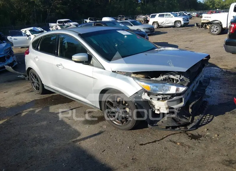 2016 Ford FOCUS фото