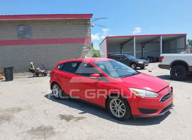 2016 Ford FOCUS фото