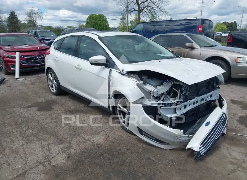 2016 Ford FOCUS photo