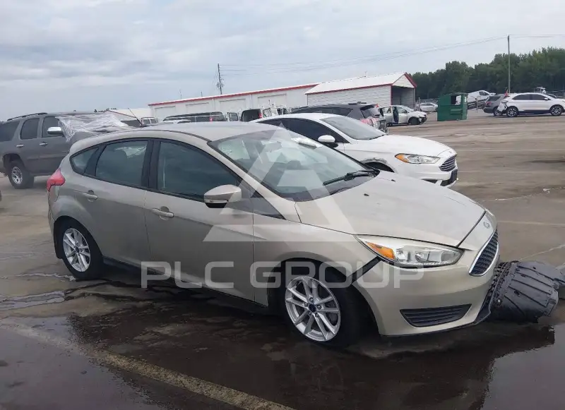 2016 Ford FOCUS photo