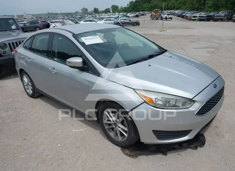 2016 Ford FOCUS photo