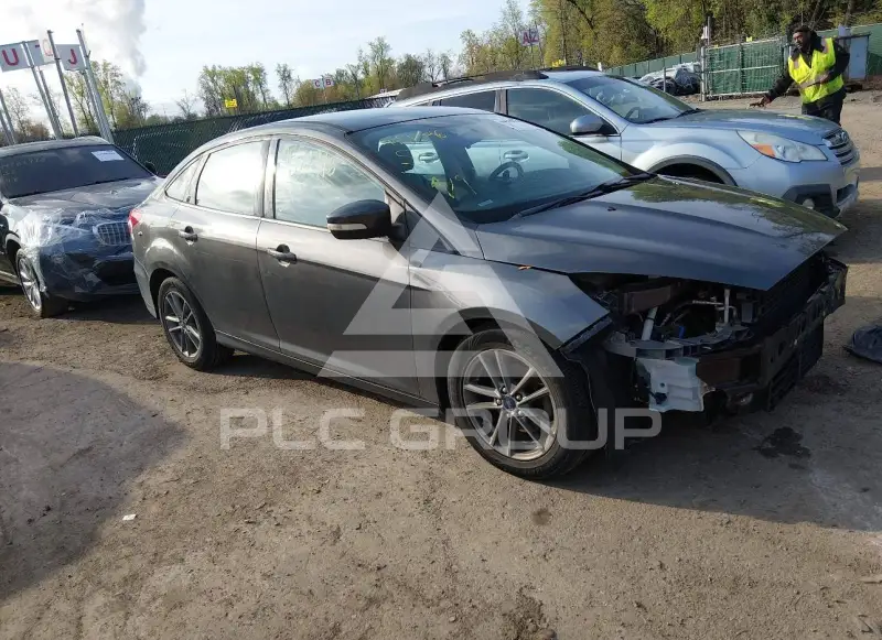 2016 Ford FOCUS photo