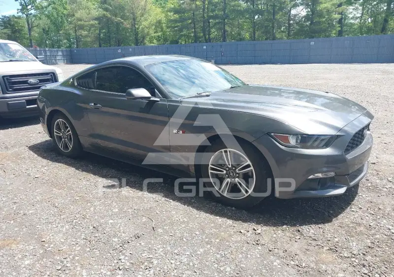 2016 Ford MUSTANG photo