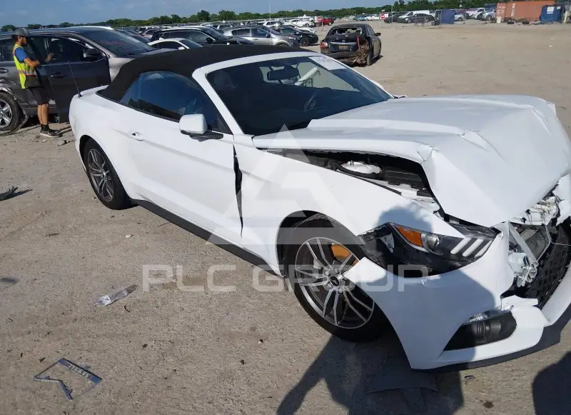 2016 Ford MUSTANG фото