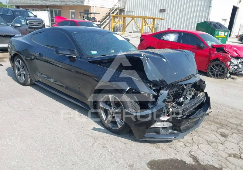 2016 Ford MUSTANG photo