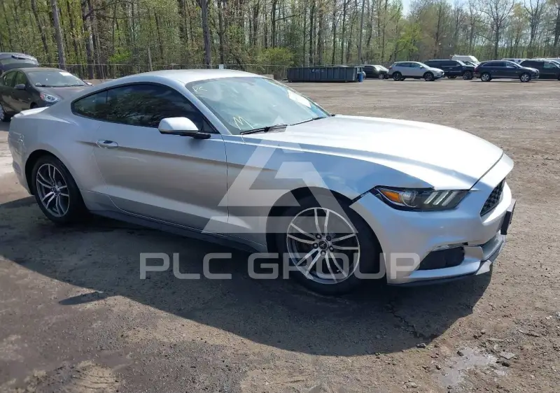 2016 Ford MUSTANG photo