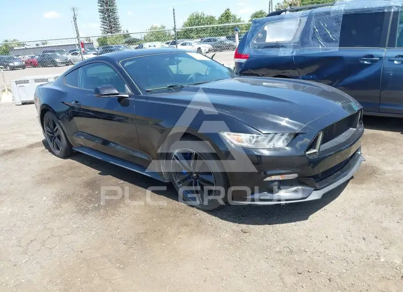 2016 Ford MUSTANG photo