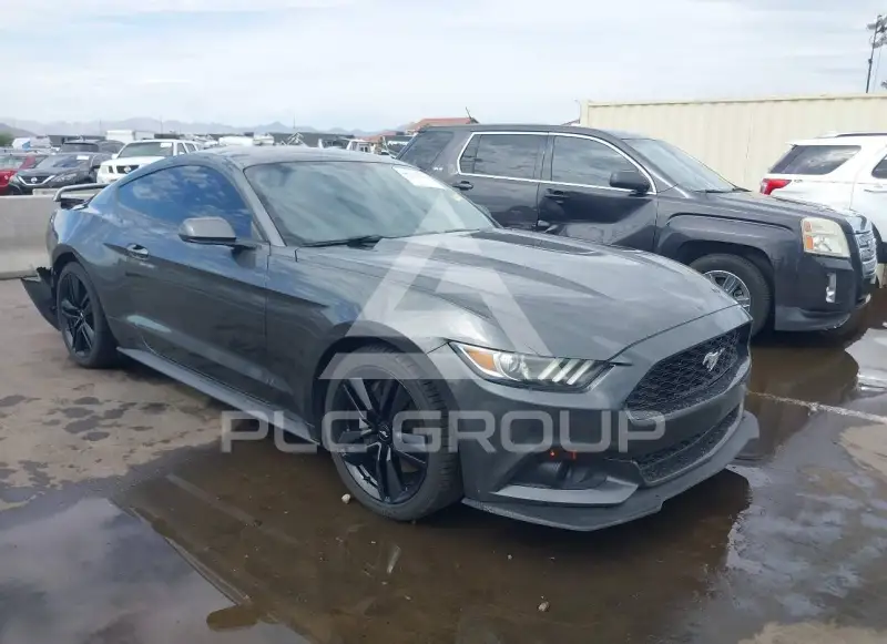 2016 Ford MUSTANG фото