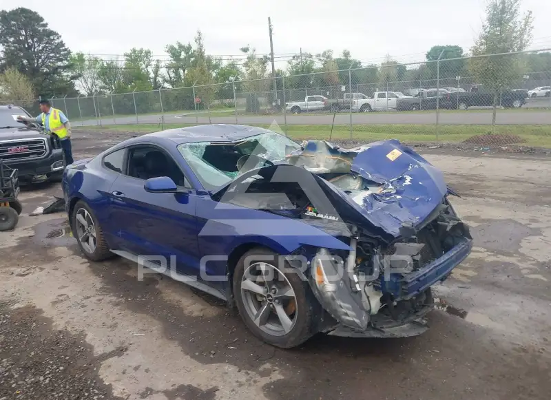 2016 Ford MUSTANG фото