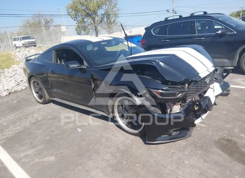 2016 Ford MUSTANG фото