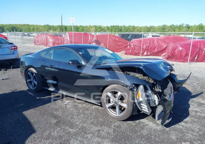 2016 Ford MUSTANG photo