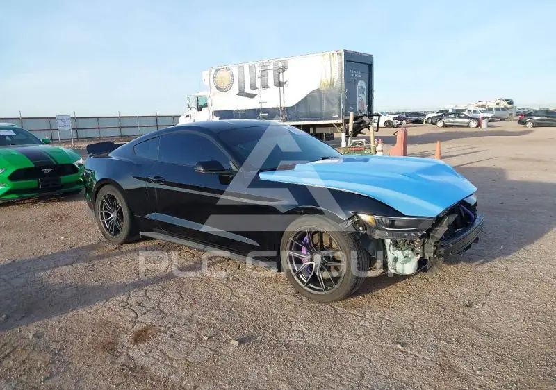 2016 Ford MUSTANG фото