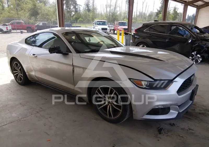 2016 Ford MUSTANG фото