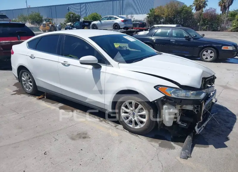 2016 Ford FUSION фото