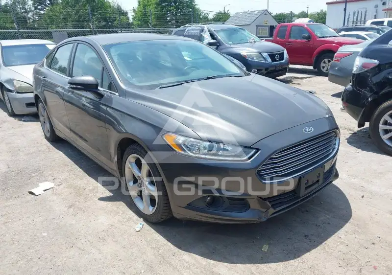 2016 Ford FUSION фото