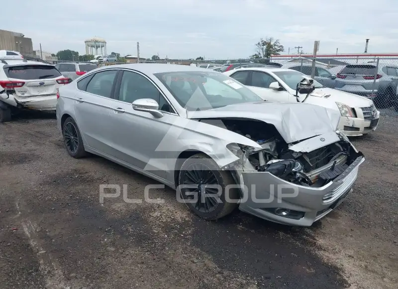 2016 Ford FUSION photo