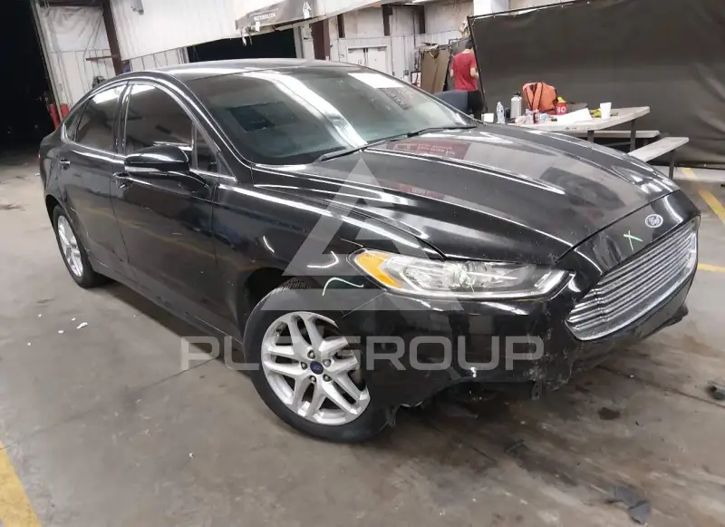2016 Ford FUSION photo