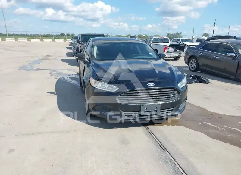2016 Ford FUSION фото