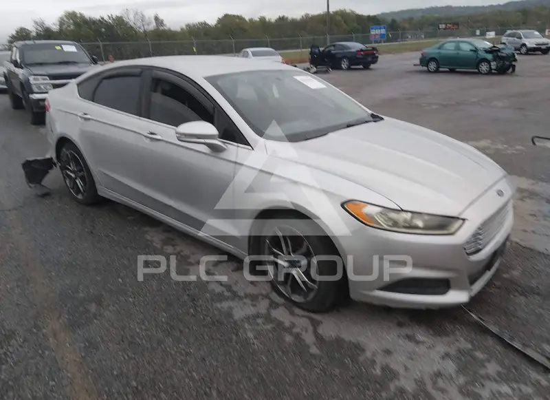 2016 Ford FUSION фото