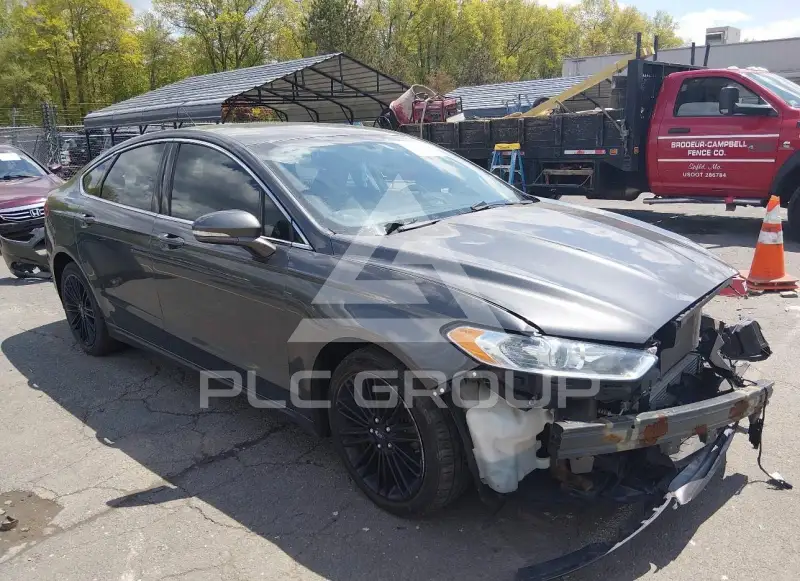 2016 Ford FUSION фото