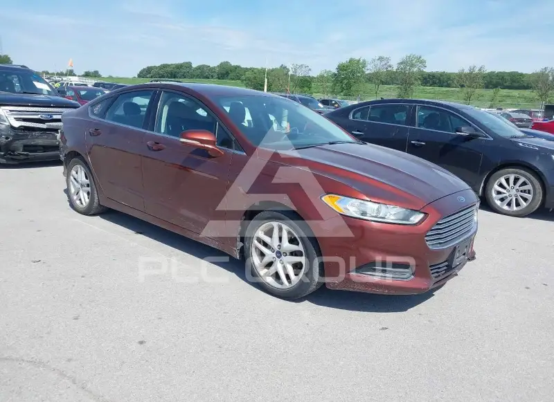 2016 Ford FUSION photo