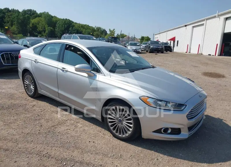 2016 Ford FUSION photo