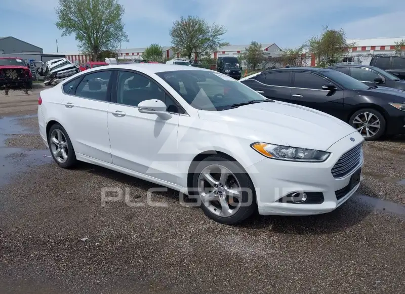 2016 Ford FUSION фото