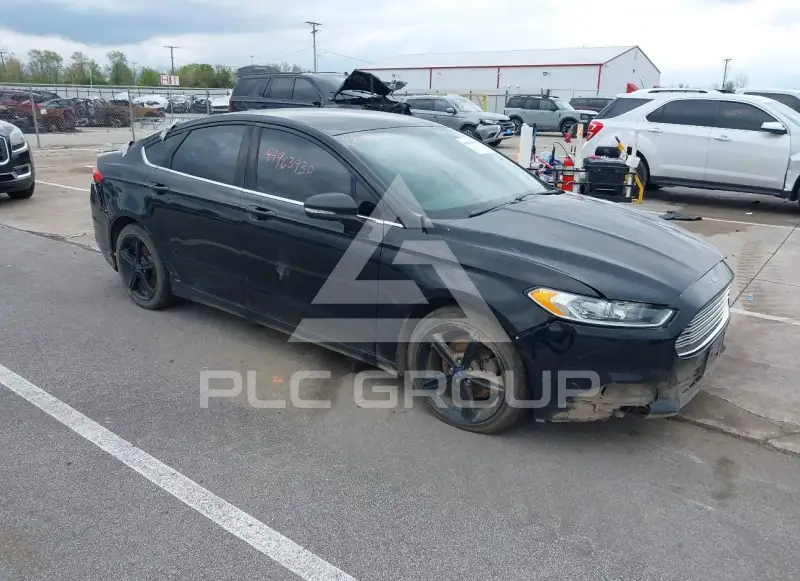 2016 Ford FUSION фото