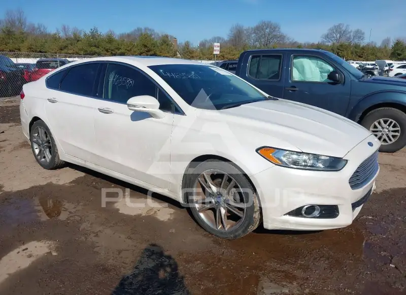 2016 Ford FUSION фото