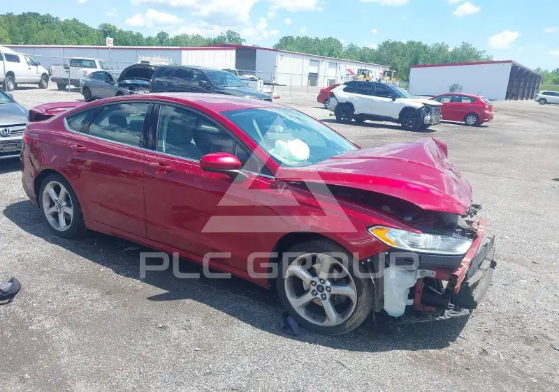 2016 Ford FUSION фото