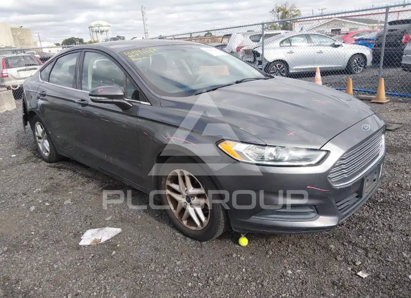 2016 Ford FUSION фото