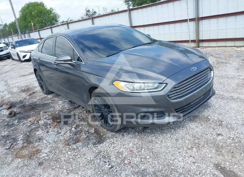 2016 Ford FUSION фото