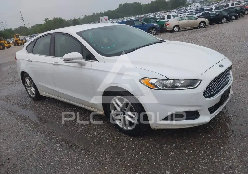 2016 Ford FUSION фото