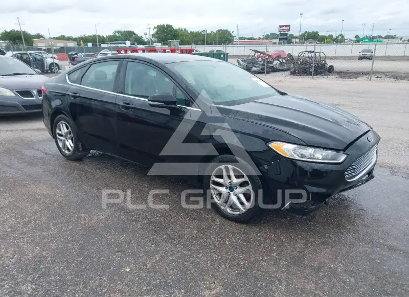 2016 Ford FUSION photo