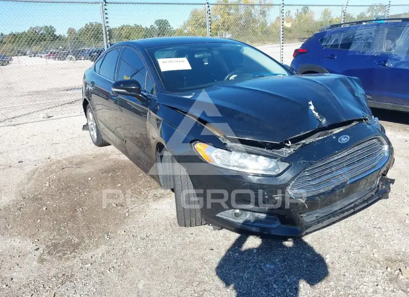 2016 Ford FUSION фото