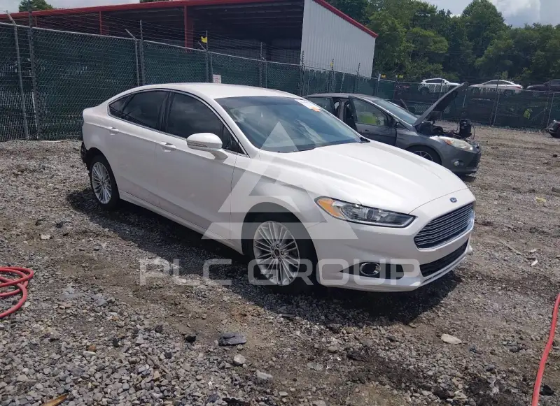 2016 Ford FUSION photo