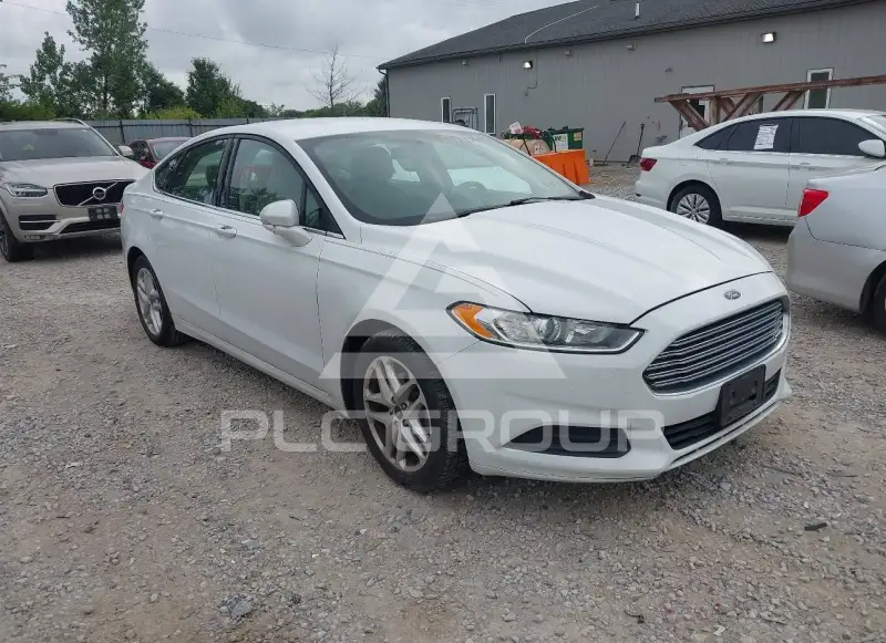 2016 Ford FUSION фото