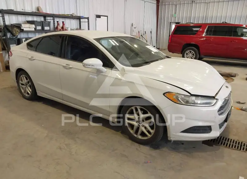 2016 Ford FUSION photo