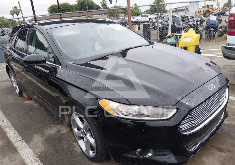 2016 Ford FUSION photo