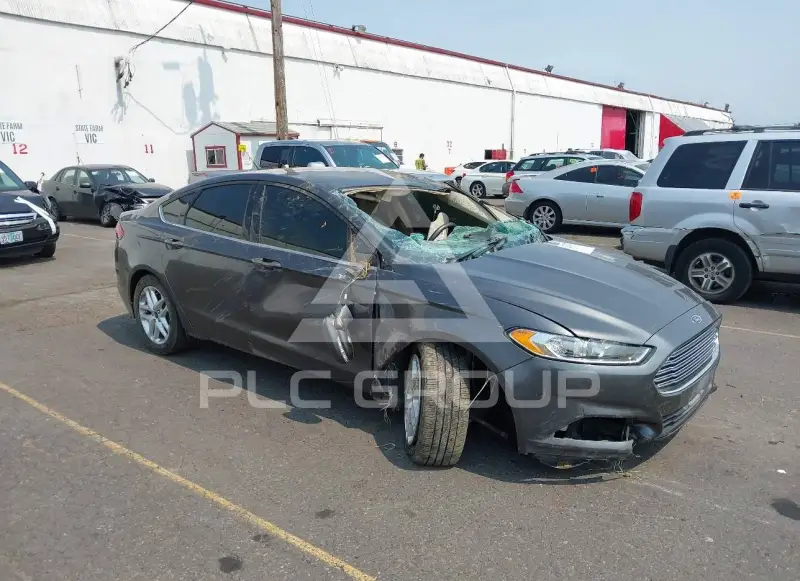 2016 Ford FUSION фото
