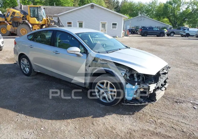 2016 Ford FUSION фото