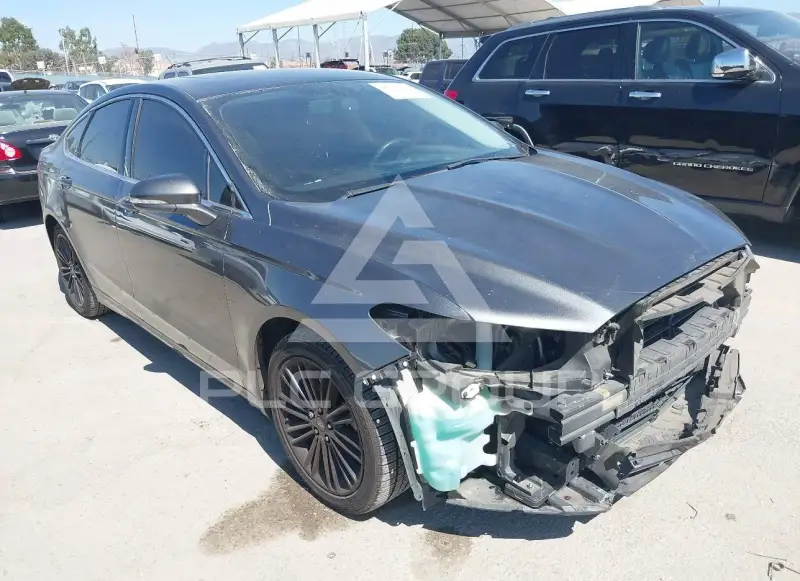 2016 Ford FUSION photo