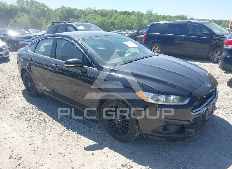 2016 Ford FUSION фото