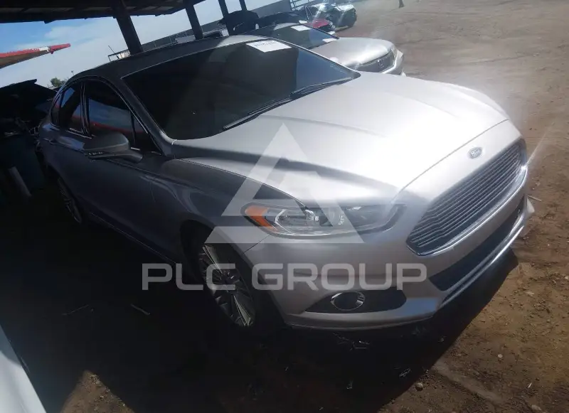 2016 Ford FUSION фото
